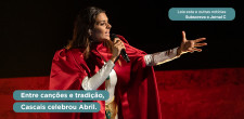  Cuca Roseta deu a voz às canções de abril. Leia a entrevista.