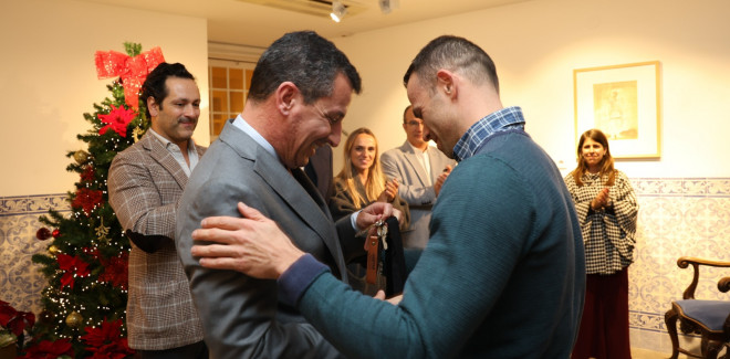  Município entregou as chaves ...