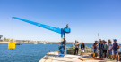 Nova grua no porto de Cascais