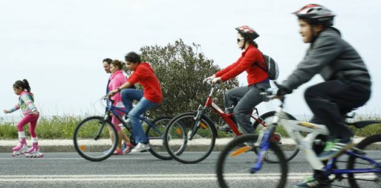 O exercício físico é sinónimo de saúde. Cascais celebrou mais um Dia Mundial da Atividade Física atraindo milhares de praticantes à Avenida Marginal