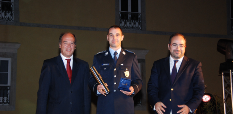 Medalha de Honra - Polícia de Segurança Pública Divisão de Cascais Medalha de Honra - Polícia de Segurança Pública Divisão de Cascais