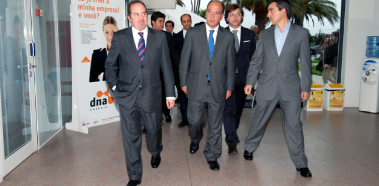 Seguiu-se uma visita guiada ao Ninho de Empresas DNA