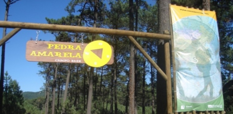 Pedra Amarela Campo Base