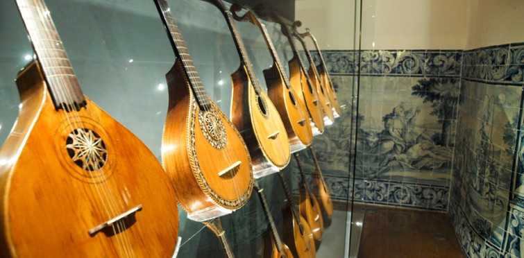 Coleção de Guitarras Portuguesas - Museu da Música Portuguesa - Casa Verdades de Faria