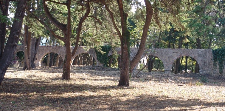 Aqueduto da Quinta de Rana