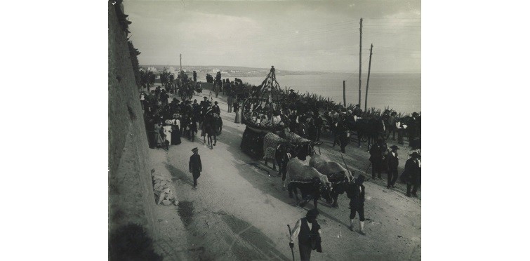 Cortejo da Festa de Nossa Senhora do Cabo, c. 1900 | Cascais Cortejo da Festa de Nossa Senhora do Cabo, c. 1900 | Cascais