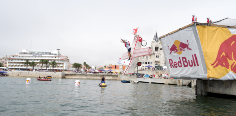 Redbull Flugtag - O Dia das Asas | Baía de Cascais 