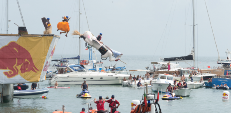 Redbull Flugtag - O Dia das Asas | Baía de Cascais 