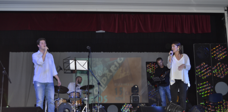 Alunos de vários anos interpretaram músicas bem conhecidas