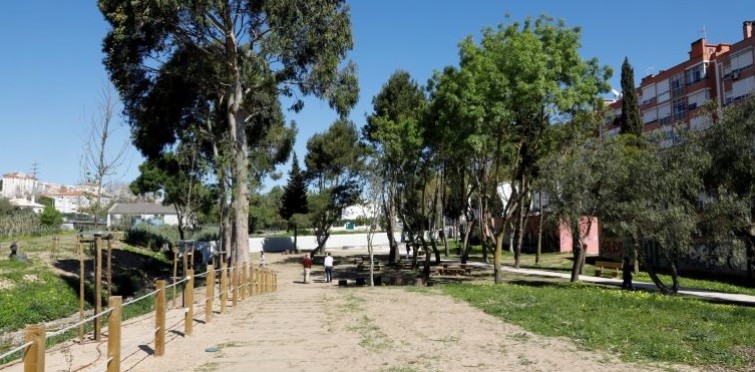 Bosque 25 de Abril | Sassoeiros Bosque 25 de Abril | Sassoeiros