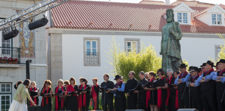 Despique de coros: Coro de Câmara de Cascais e Grupo Coral Estrelas do Guadiana