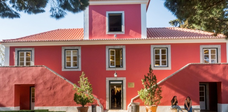 6: Biblioteca Casa da Horta Quinta de Santa Clara