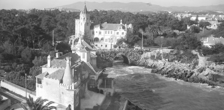 Ponte de Santa Marta e Museu-Biblioteca Condes de Castro Guimarães| Cascais, meados do século XX Ponte de Santa Marta e Museu-Biblioteca Condes de Castro Guimarães| Cascais, meados do século XX