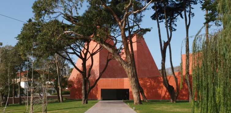 5: Jardim da Casa das Histórias Paula Rego