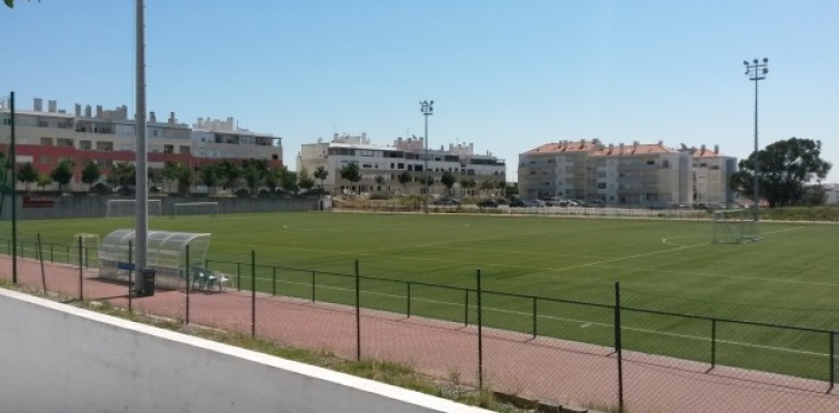 OP08 - Construção de balneários no campo de futebol da Abóboda