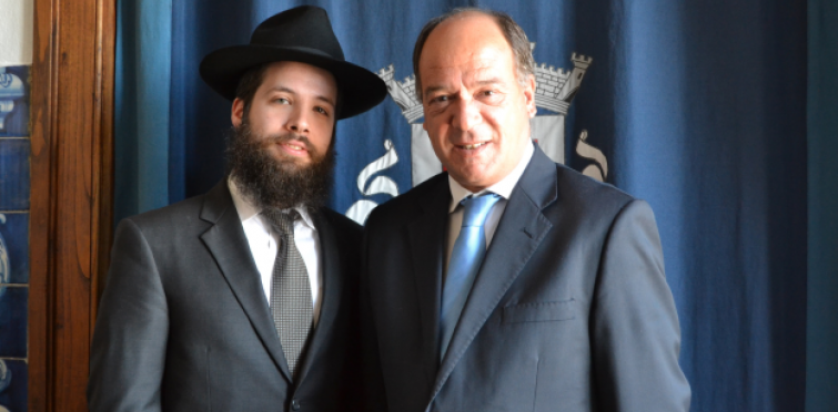 Rabino Eli Rosenfeld com Carlos Carreiras.
