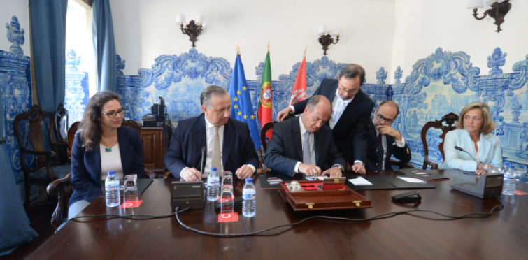 Lançamento do Postal dos CTT comemorativo dos 650 anos