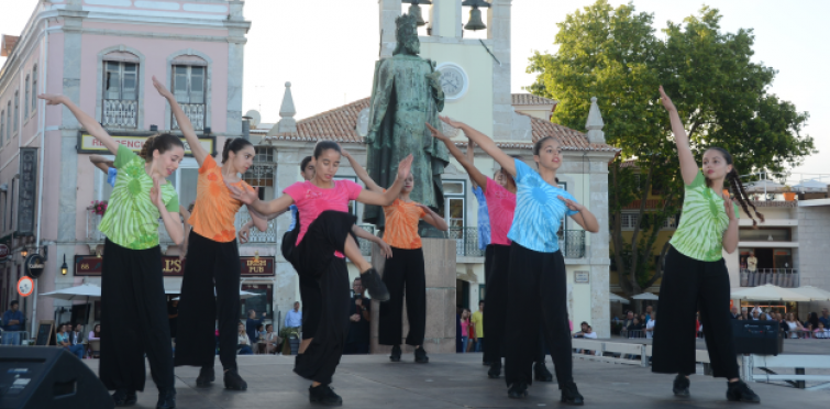 Animação de rua - Cavalaria da GNR na Praça 5 de Outubro