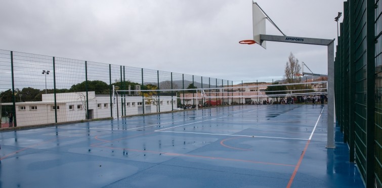 Renovação de equipamentos desportivos e balneário, Escola Secundária Ibn Mucana