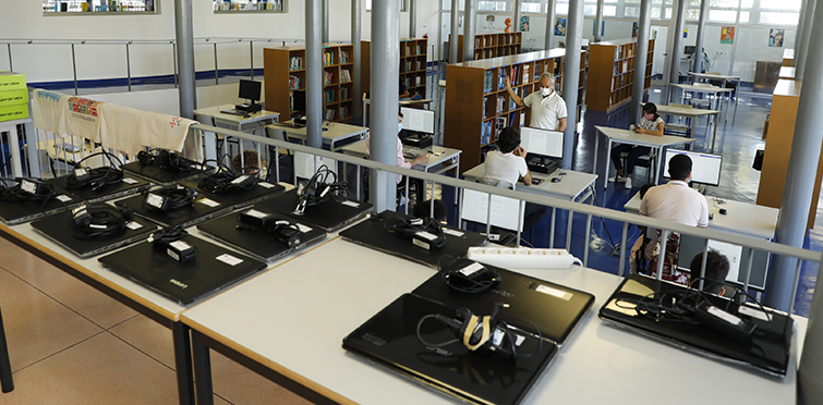 Computadores e periféricos adquiridos no âmbito do OP Cascais melhoram ensino na Secundária Frei Gonçalo de Azevedo Computadores e periféricos adquiridos no âmbito do OP Cascais melhoram ensino na Secundária Frei Gonçalo de Azevedo