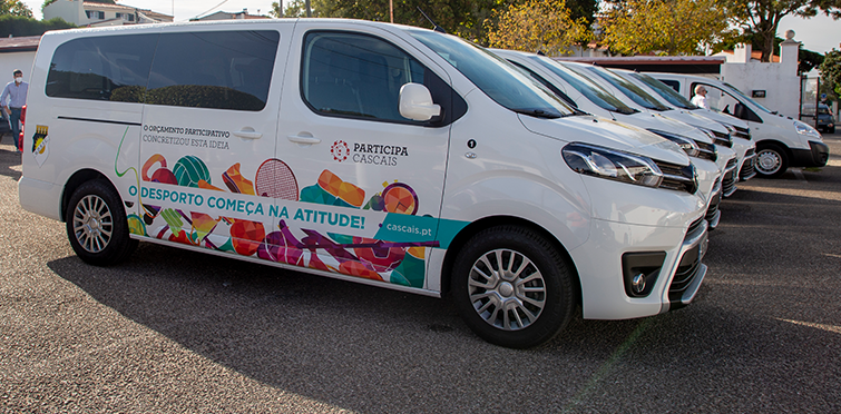 Quatro carrinhas de transporte de atletas para o Grupo Desportivo e Recreativo das Fontainhas de Cascais