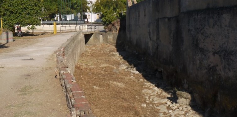 OP34 | Passeio pedonal ao longo da Ribeira de Caparide (entre a “Petanca” e a Av. Marginal)