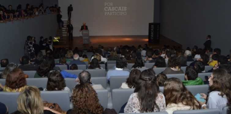 Sala cheia para conhecer os projetos vencedores