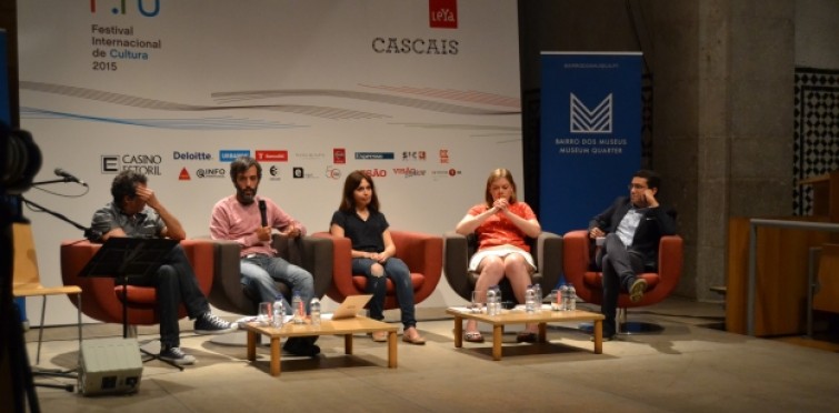 "Sons de mudança - a música na definição da identidade", com Capicua, Ana Bacalhau, João Afonso e Nuno Galopim.