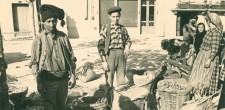 Vendedores no mercado saloio de Cascais, c. 1940 Vendedores no mercado saloio de Cascais, c. 1940