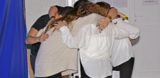 Grupo da organização "SOS o mundo precisa de ti" unidos por esta causa.
