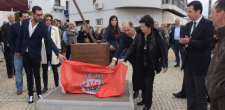 Carlos Carreiras e Diogo Leste descerram a placa de homenagem Carlos Carreiras e Diogo Leste descerram a placa de homenagem