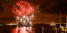 Fogo de artifício junto à Baía de Cascais