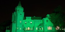 Ao início da noite o museu ilumina-se de verde até 17 de março 