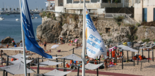 Badeira azul e Praia Acessível