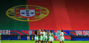 Cascais celebra goleada das  ...